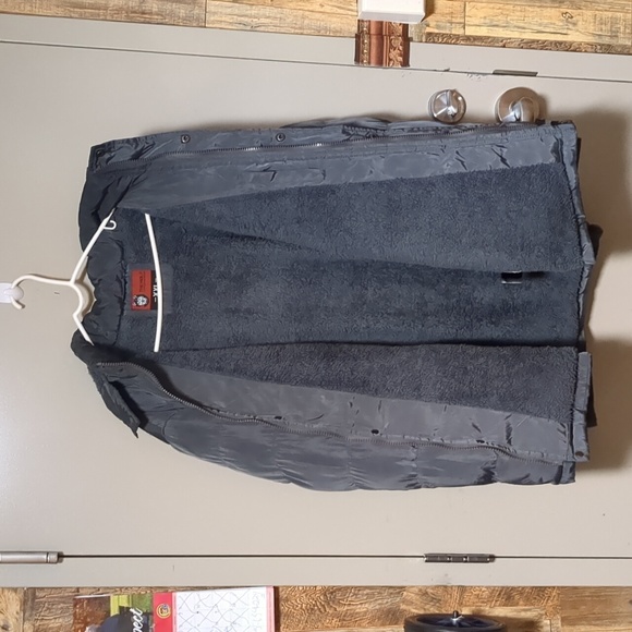 Winter Coat - Picture 3 of 4